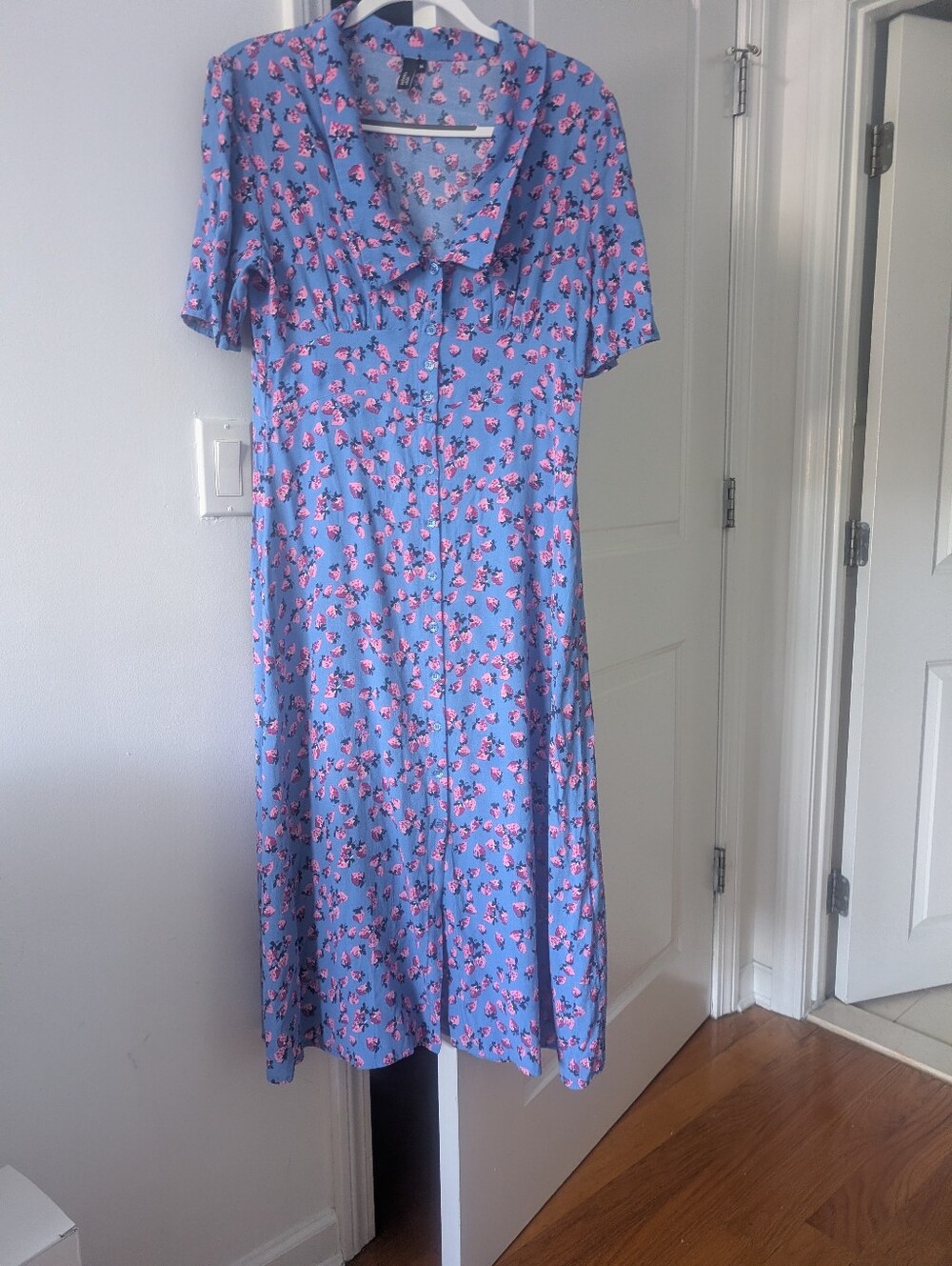Blue Floral Button-Front Women’s Dress